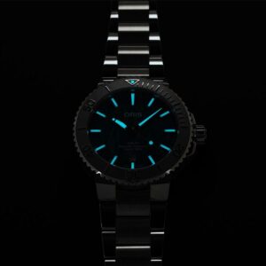 oris aquis date x bracenet – 43.5mm edelstahl grün