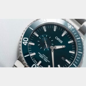 oris aquis small second date – blau 45.5mm edelstahl