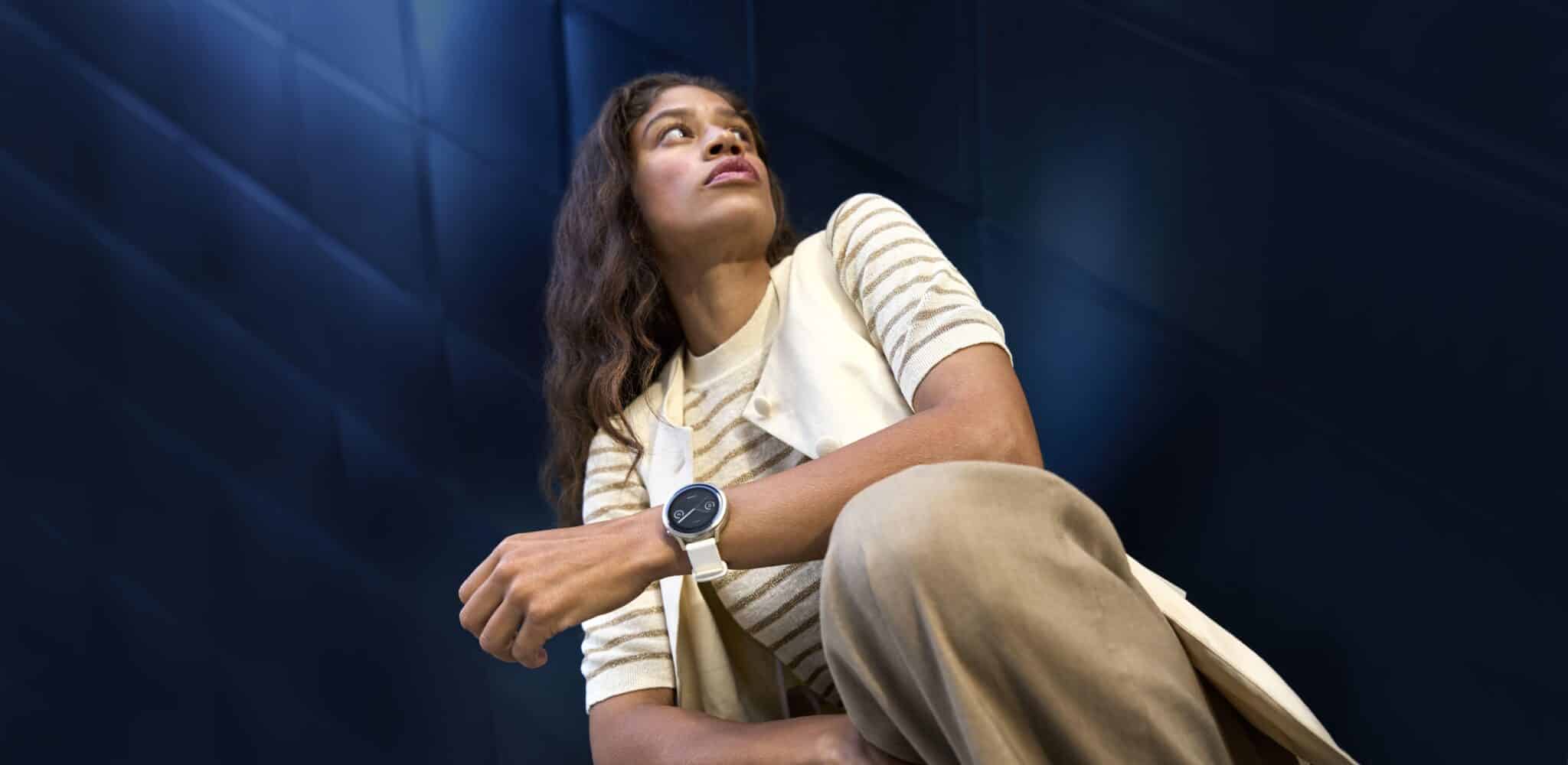 Garmin Venu 4 AMOLED 45 mm Schwarz / Schiefergrau – GPS-Fitness-Smartwatch / Silikonarmband – Bild 7