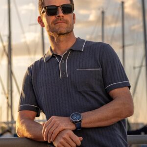 garmin quatix 8 amoled 51 mm saphir titan – gps marine smartwatch / silikonarmband